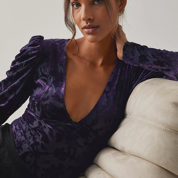 NWT Magic Hour Velvet Bodysuit Small in deep sea combo - Picture 4 of 7